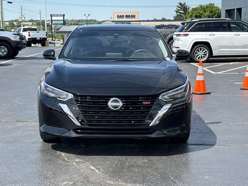 Certified 2025 Nissan Sentra SR w/ SR Premium Package FWD image 12