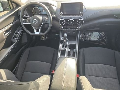 Used 2023 Nissan Sentra SV image 30