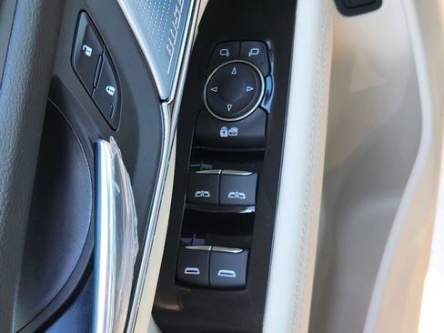 New 2025 Cadillac CT4 Premium Luxury image 18