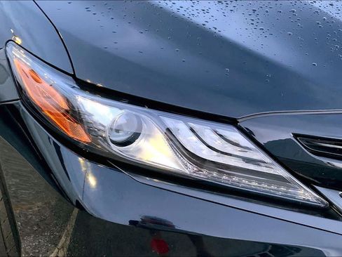 Used 2022 Toyota Camry XSE w/ Navigation Package FWD image 26