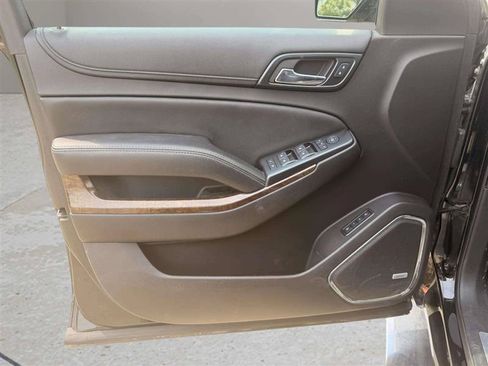 Used 2015 Chevrolet Suburban LT AWD/4WD image 34