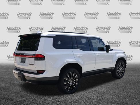 Used 2026 Lexus GX 550 w/ Accessory Package (2T) AWD/4WD image 9
