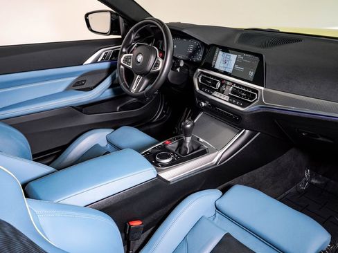 Used 2021 BMW M4 Coupe w/ Executive Package RWD image 16