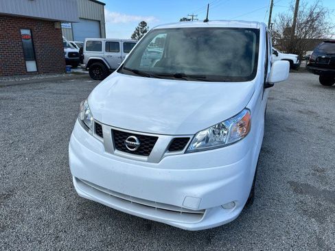 Used 2021 Nissan NV200 SV image 3