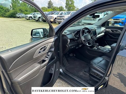 Used 2020 Chevrolet Traverse RS FWD image 14