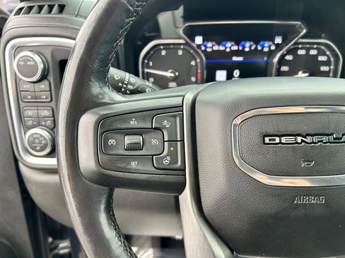 Used 2022 GMC Sierra 3500 Denali w/ Denali Ultimate Package image 14