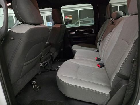 Used 2024 RAM 3500 Big Horn image 38