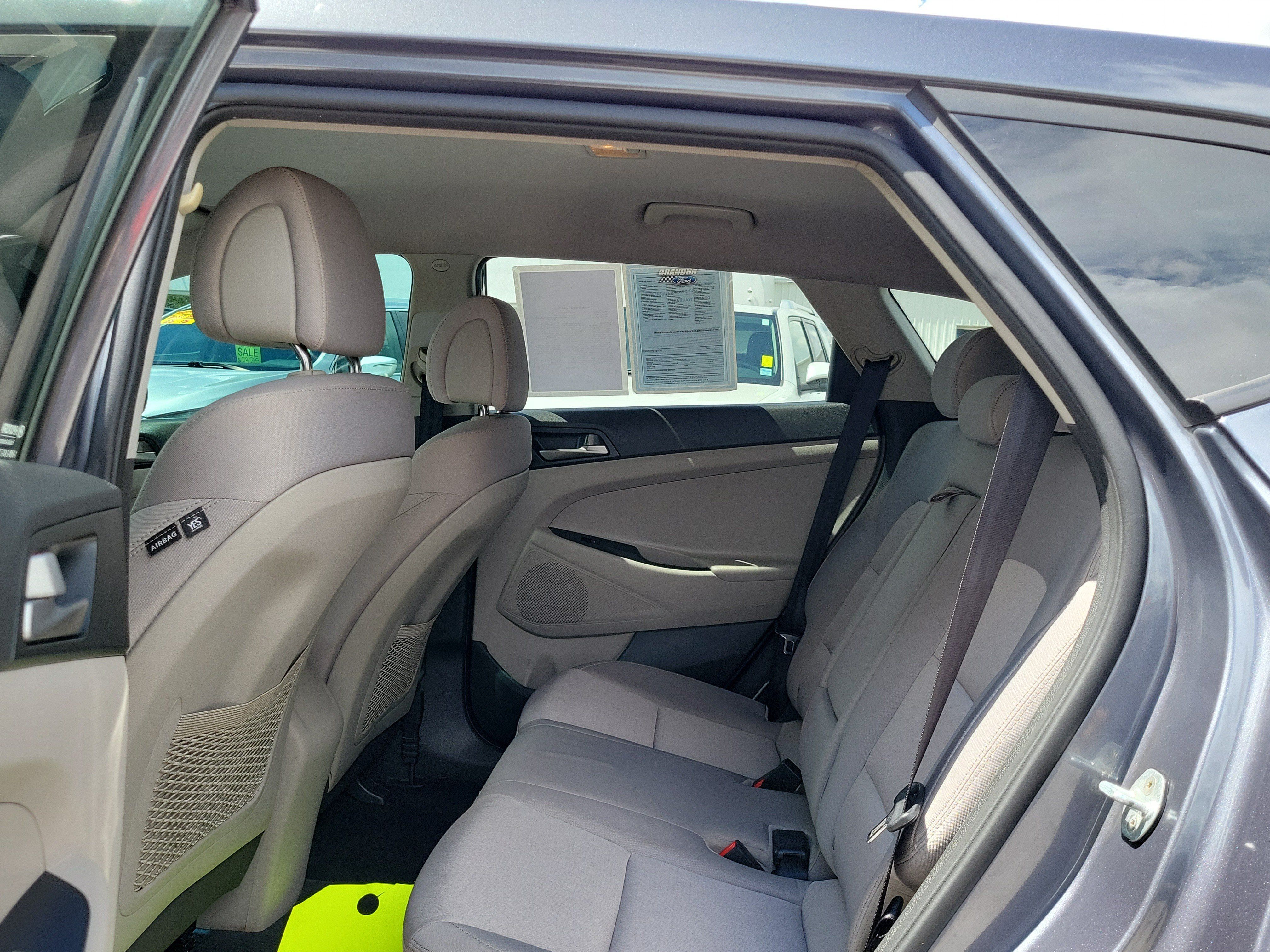 Used 2018 Hyundai Tucson SE w/ Cargo Package FWD image 12