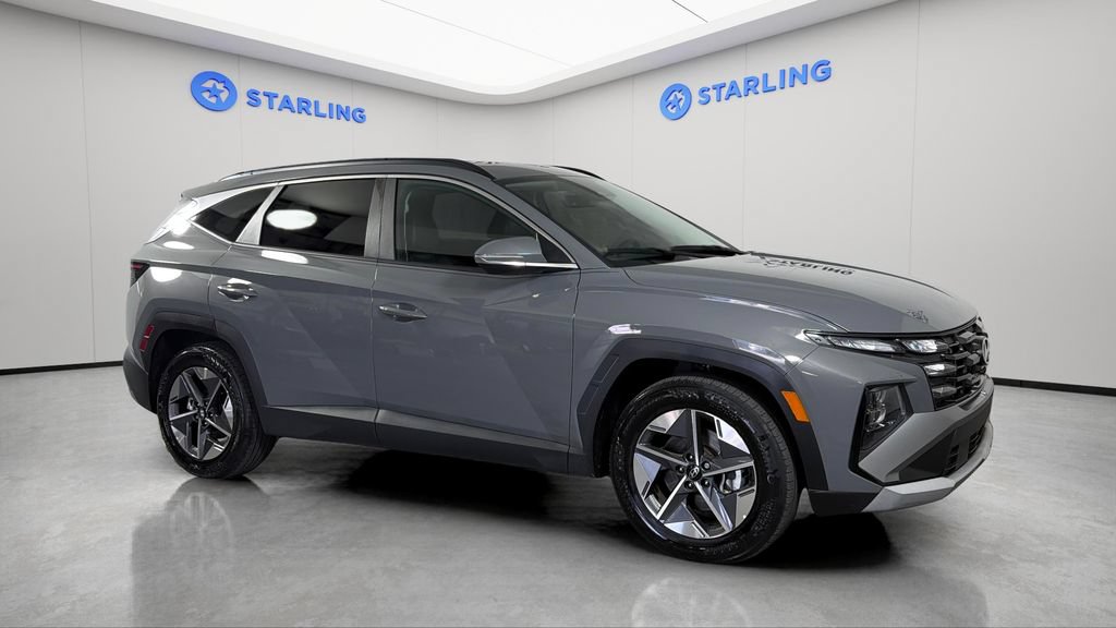 Used 2025 Hyundai Tucson SEL FWD image 13