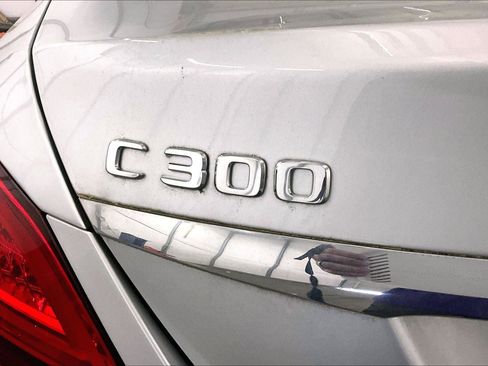 Used 2020 Mercedes-Benz C 300 4MATIC Sedan image 13