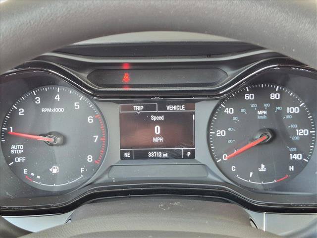 Used 2025 Chevrolet Trax LS w/ LS Convenience Package FWD image 10