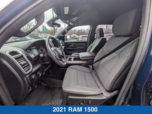 Used 2021 RAM 1500 4x4 Crew Cab image 26