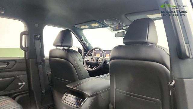 Used 2026 Nissan Armada PRO-4X w/ Captain's Chari Seat Package AWD/4WD image 26