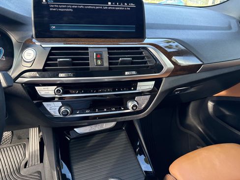 Used 2021 BMW X3 xDrive30e w/ Premium Package image 28