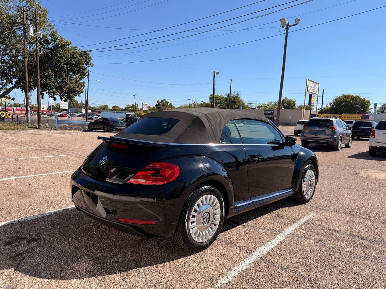 Used 2014 Volkswagen Beetle 1.8T FWD image 6