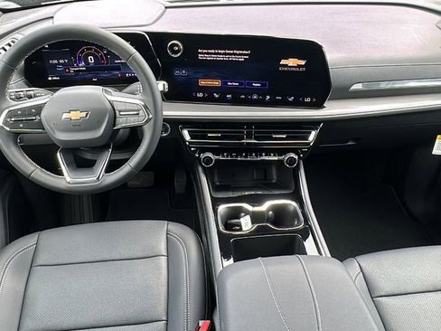 New 2026 Chevrolet Traverse LT w/ Driver Confidence Package image 16