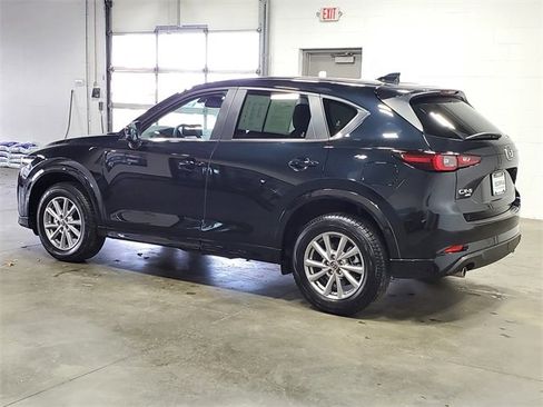Certified 2025 MAZDA CX-5 AWD 2.5 S w/ Preferred Package image 6