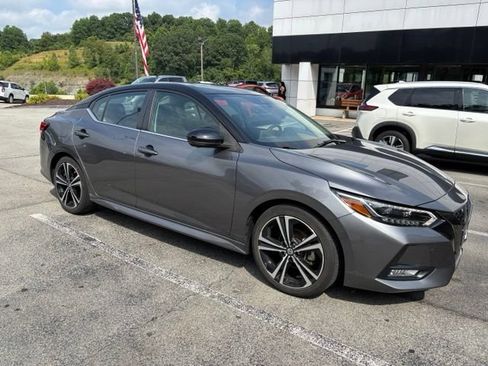 Certified 2023 Nissan Sentra SR w/ SR Premium Package FWD image 7