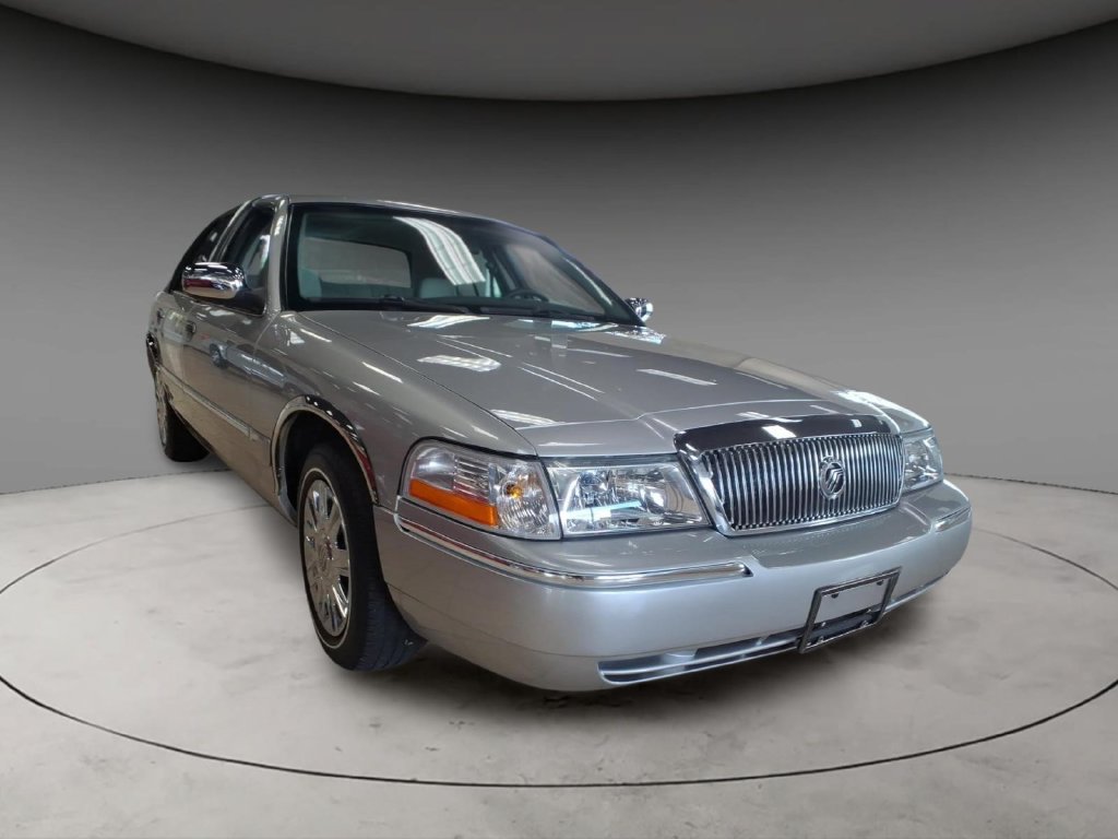 Used 2005 Mercury Grand Marquis GS RWD image 4