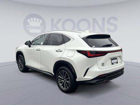 Used 2025 Lexus NX 350h AWD w/ Premium Package image 4