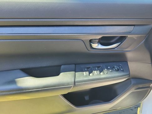 Used 2023 Honda CR-V LX image 25