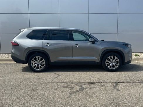 Certified 2025 Toyota Grand Highlander AWD image 44