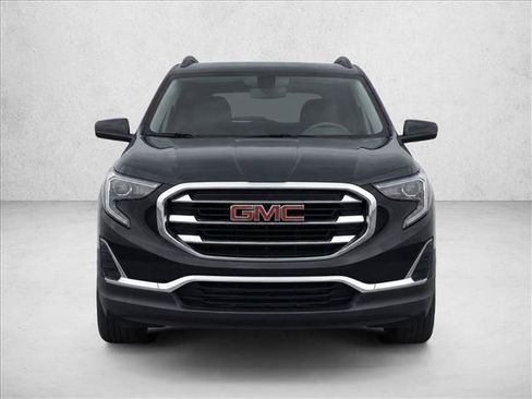 Used 2020 GMC Terrain SLE w/ Driver Convenience Package FWD image 2
