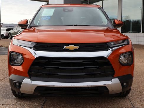 Used 2022 Chevrolet TrailBlazer LT w/ Driver Confidence Package image 8