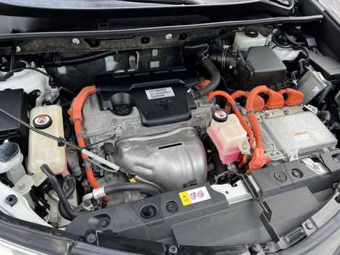 Used 2017 Toyota RAV4 Limited w/ All Weather Liner Package image 28