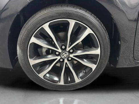 Used 2017 Toyota Corolla SE w/ Carpet Mat Package (TMS) FWD image 29
