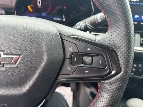 Used 2024 Chevrolet Trax RS w/ Sunroof Package FWD image 14