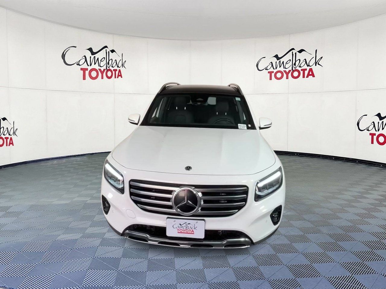 Used 2025 Mercedes-Benz GLB 250 image 5