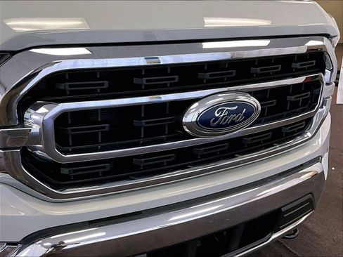 Certified 2023 Ford F150 XLT w/ XTR Package AWD/4WD image 29