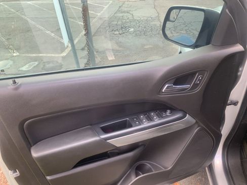 Used 2015 Chevrolet Colorado LT image 20