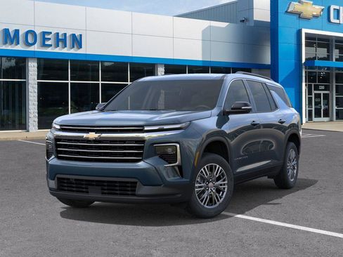 New 2026 Chevrolet Traverse LT image 6