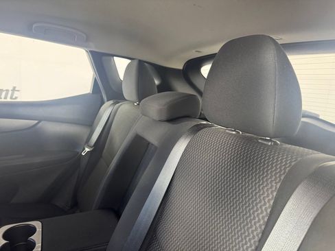 Used 2019 Nissan Rogue Sport S FWD image 11