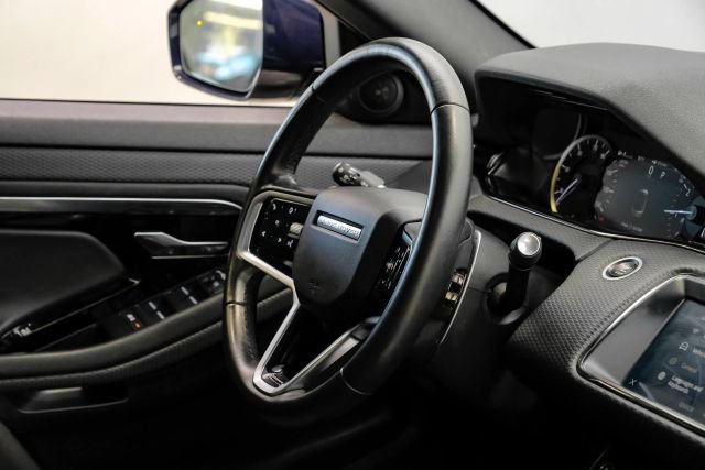 Used 2023 Land Rover Range Rover Evoque R-Dynamic S AWD/4WD image 18