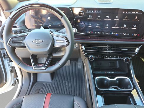 New 2026 Chevrolet Traverse RS w/ LPO, Floor Liner Package image 14