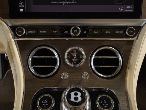 Used 2022 Bentley Continental GT AWD/4WD image 30