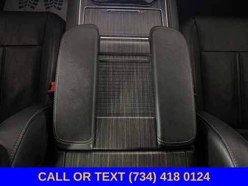 Used 2024 Jeep Wagoneer Series II AWD/4WD image 51