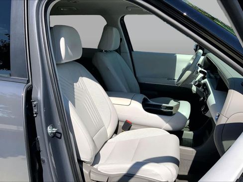 Certified 2026 Hyundai Palisade SEL AWD/4WD image 9