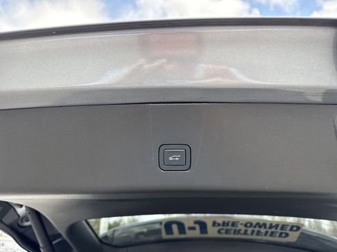 Used 2019 Chevrolet Traverse LT w/ LT Premium Package image 39