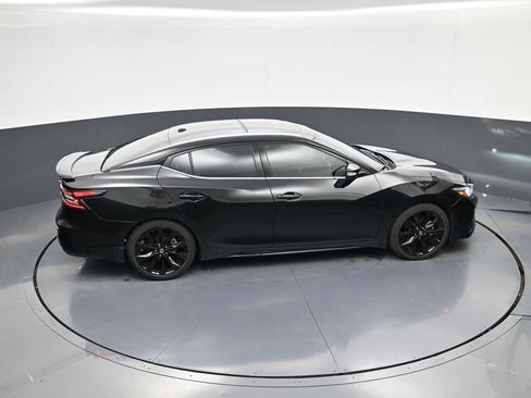 Used 2021 Nissan Maxima SR w/ Sport Mat Group image 32