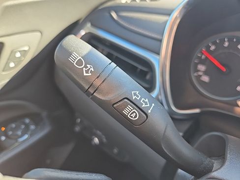 Used 2024 Chevrolet Equinox Premier AWD/4WD image 46