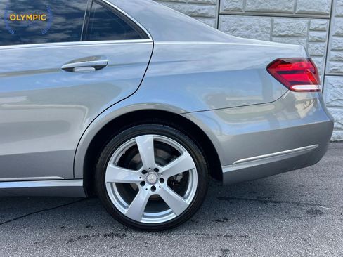 Used 2014 Mercedes-Benz E 350 Sedan w/ Premium 1 Package image 12