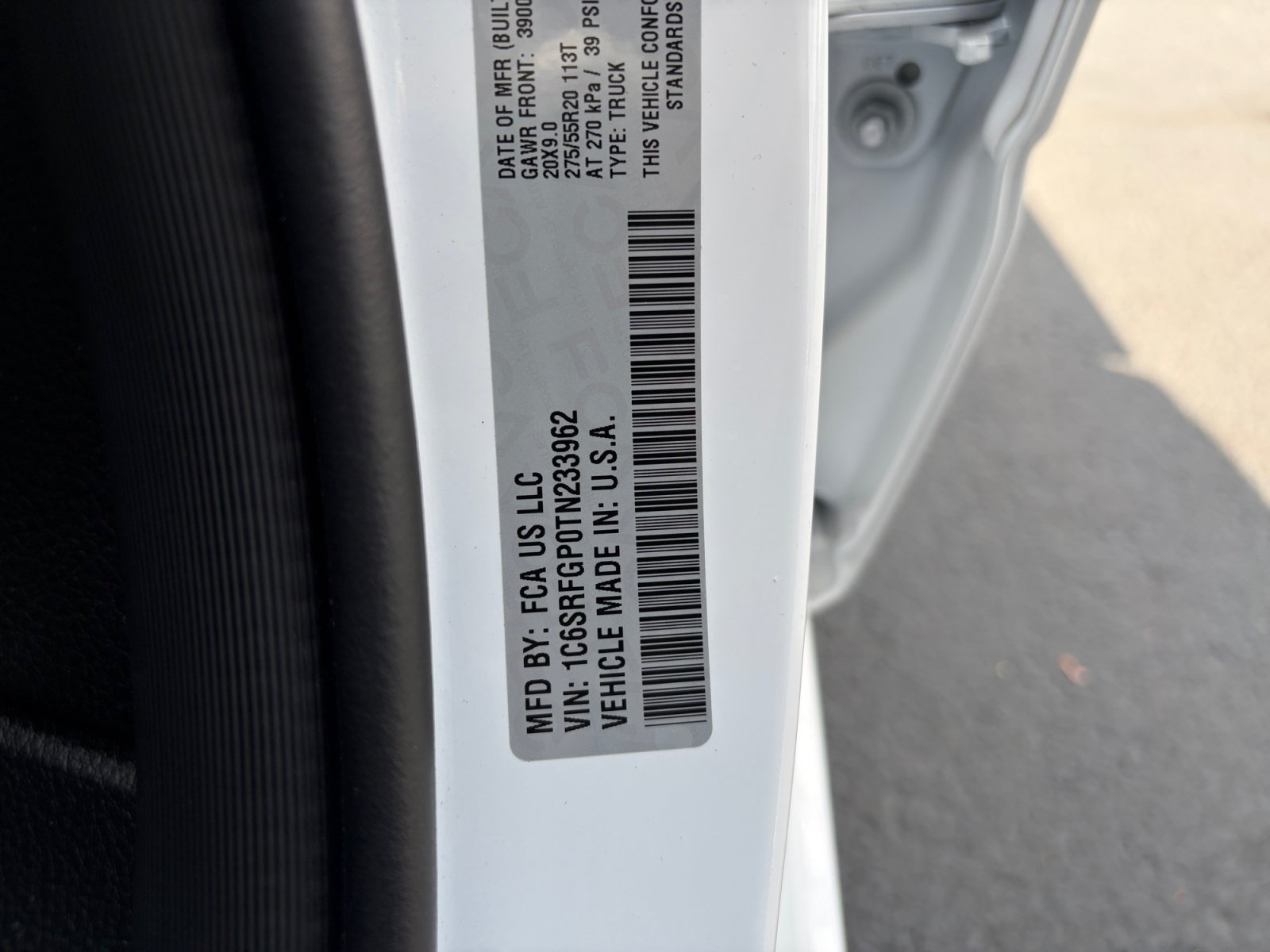 New 2026 RAM 1500 Express AWD/4WD image 34