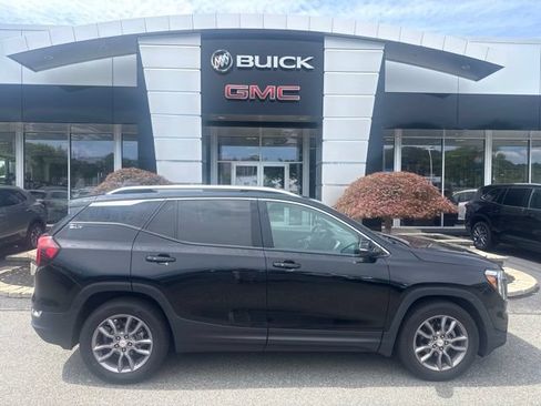 Used 2023 GMC Terrain SLT FWD image 21