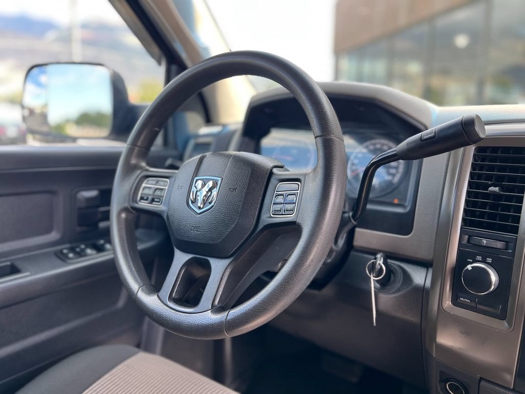 Used 2012 RAM 2500 ST w/ Chrome Appearance Group AWD/4WD image 12