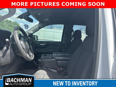 Used 2021 Chevrolet Silverado 1500 Custom AWD/4WD image 11