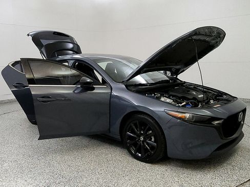 Used 2021 MAZDA MAZDA3 Hatchback w/Premium Plus Pkg AWD/4WD image 9